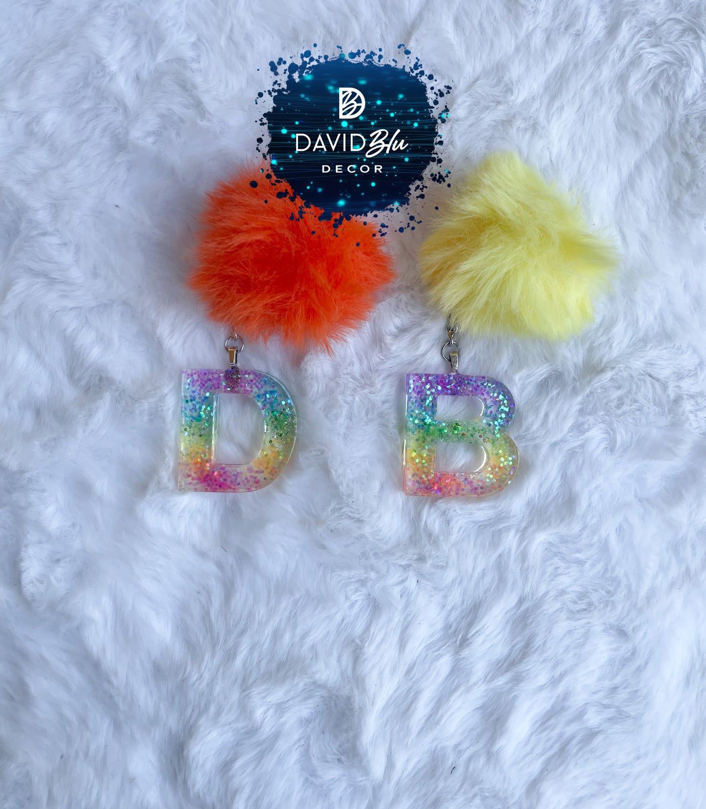 RAINBOW GLITTER LETTER KEYCHAIN