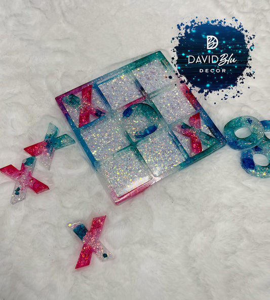 PINK & BLUE GLITTER TIC-TAC-TOE BOARD