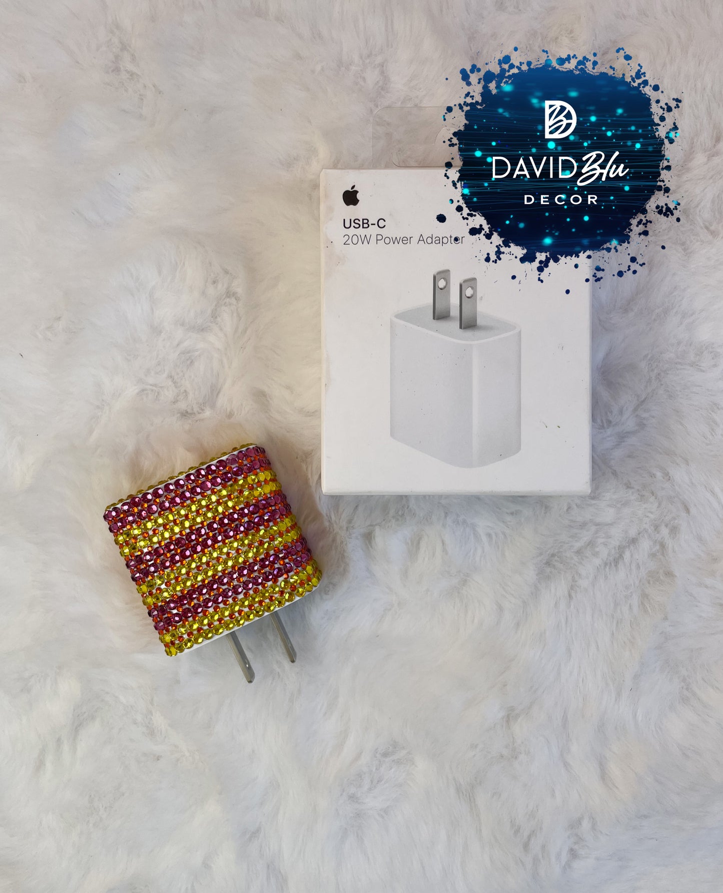 STRIPED BLING APPLE CHARGER